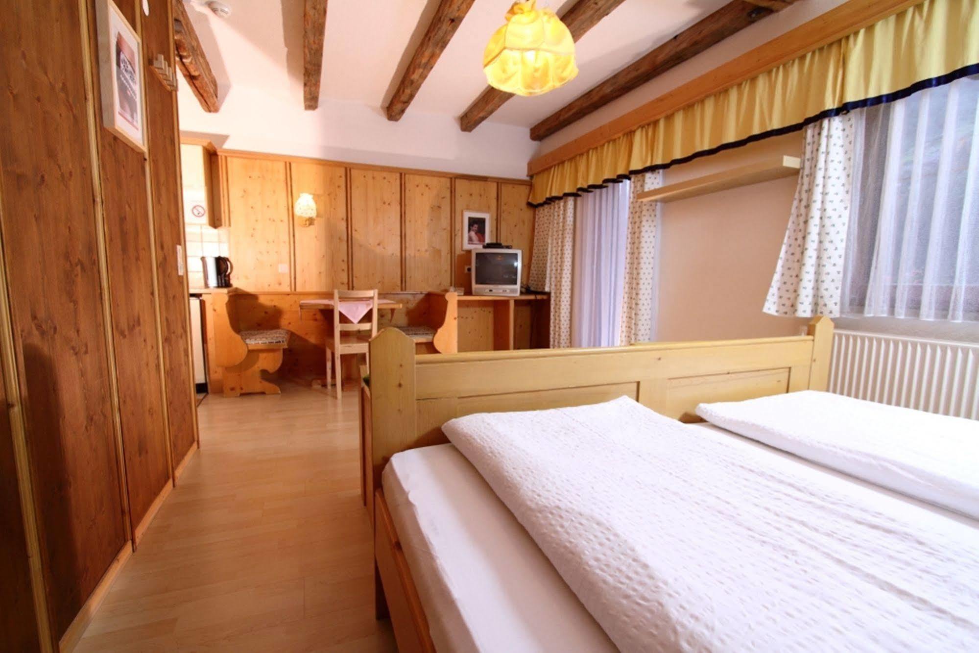 Landhaus Edelweiss Санкт-Леонхард-им-Пицталь Экстерьер фото