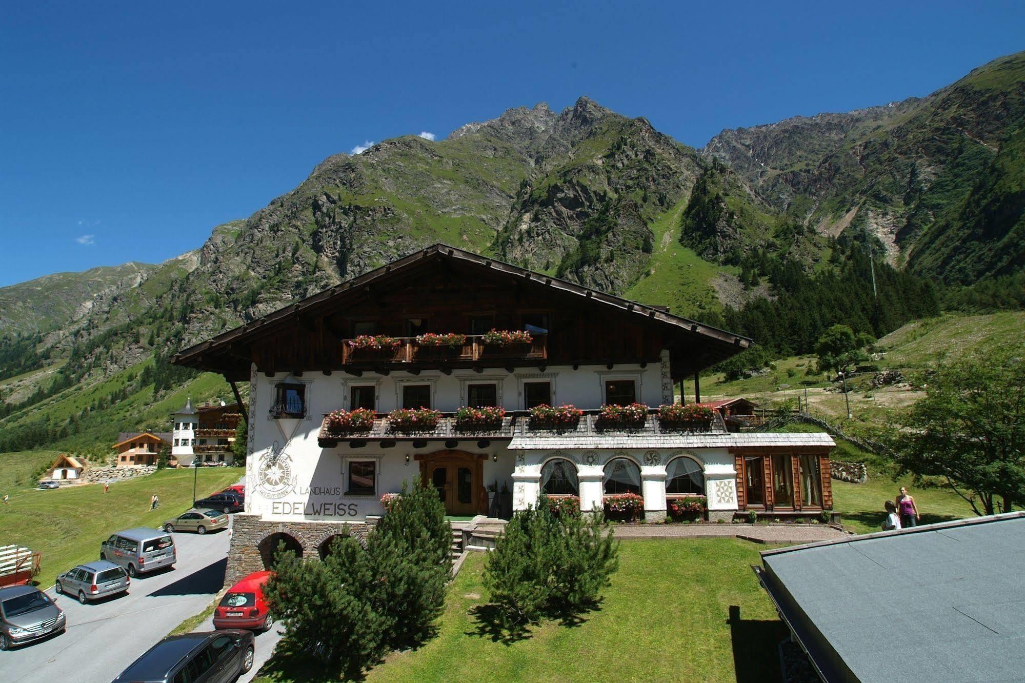 Landhaus Edelweiss Санкт-Леонхард-им-Пицталь Экстерьер фото